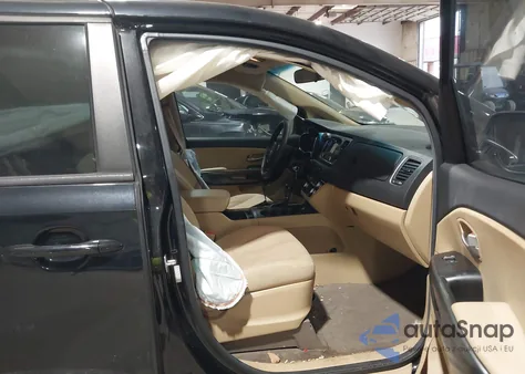 2016 Kia Sedona Lx из США, поврежденный, VIN KNDMB5C13G6203159